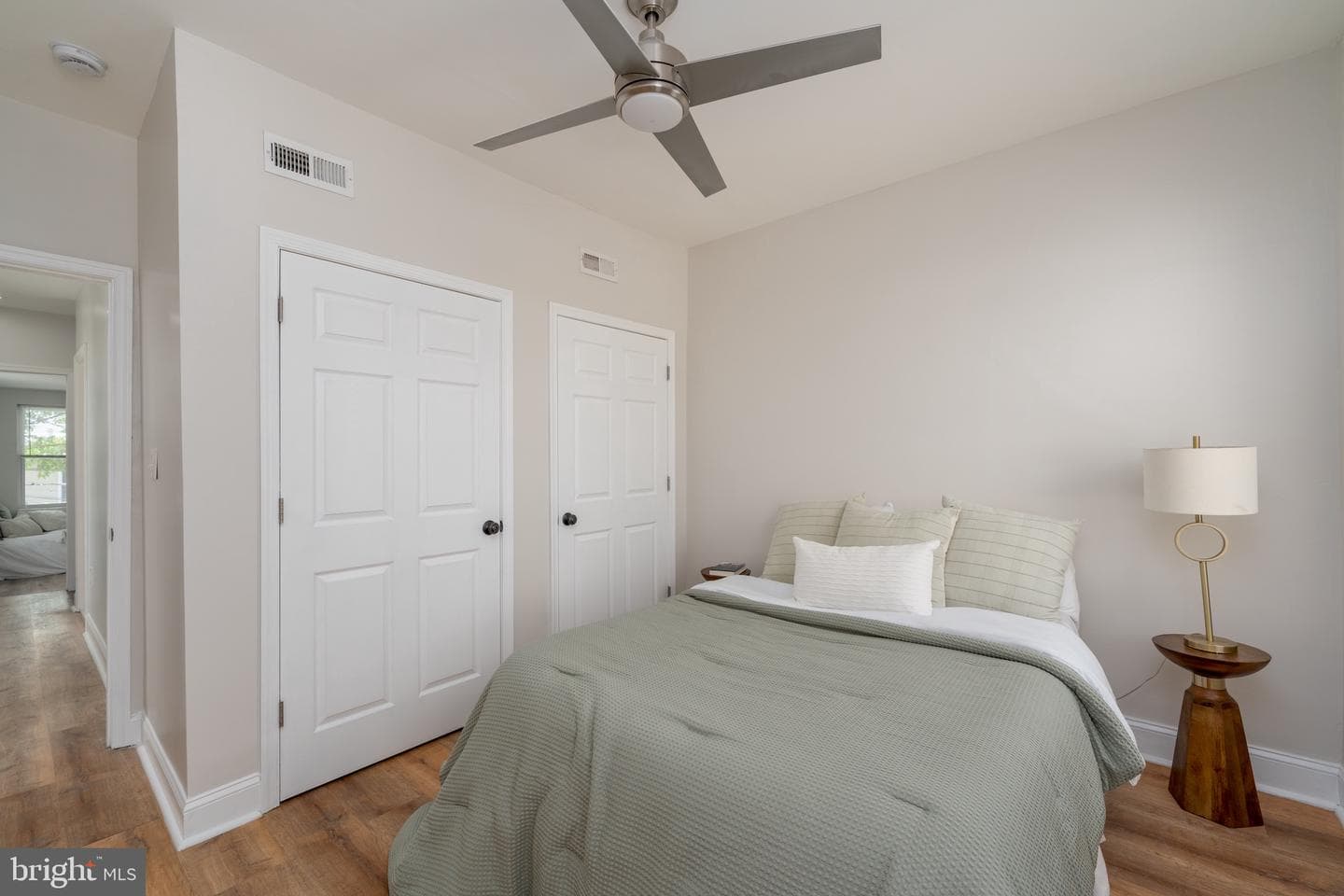139 N Port Street photo 14