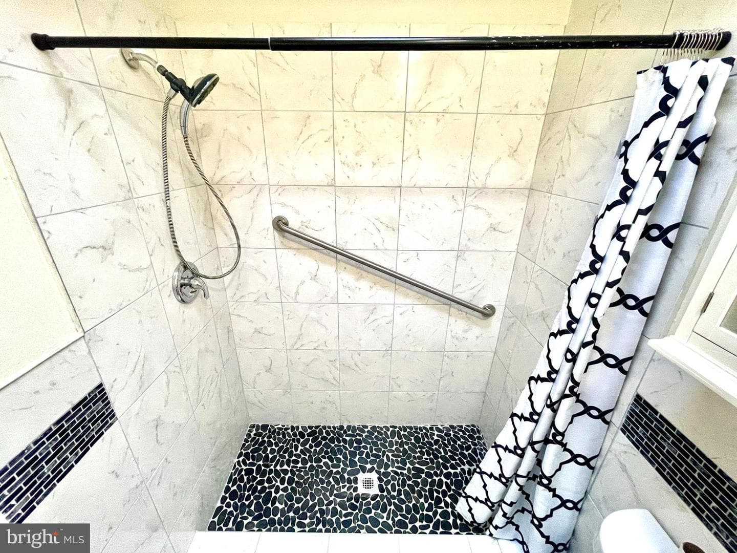 4924 Litchfield Avenue photo 20