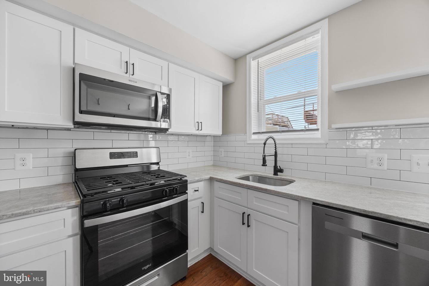 808 S Curley Street photo 11