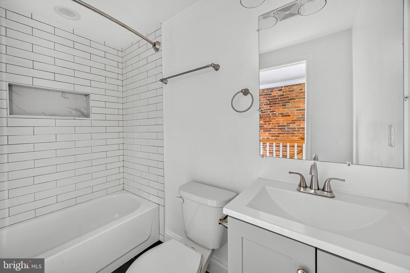 808 S Curley Street photo 18