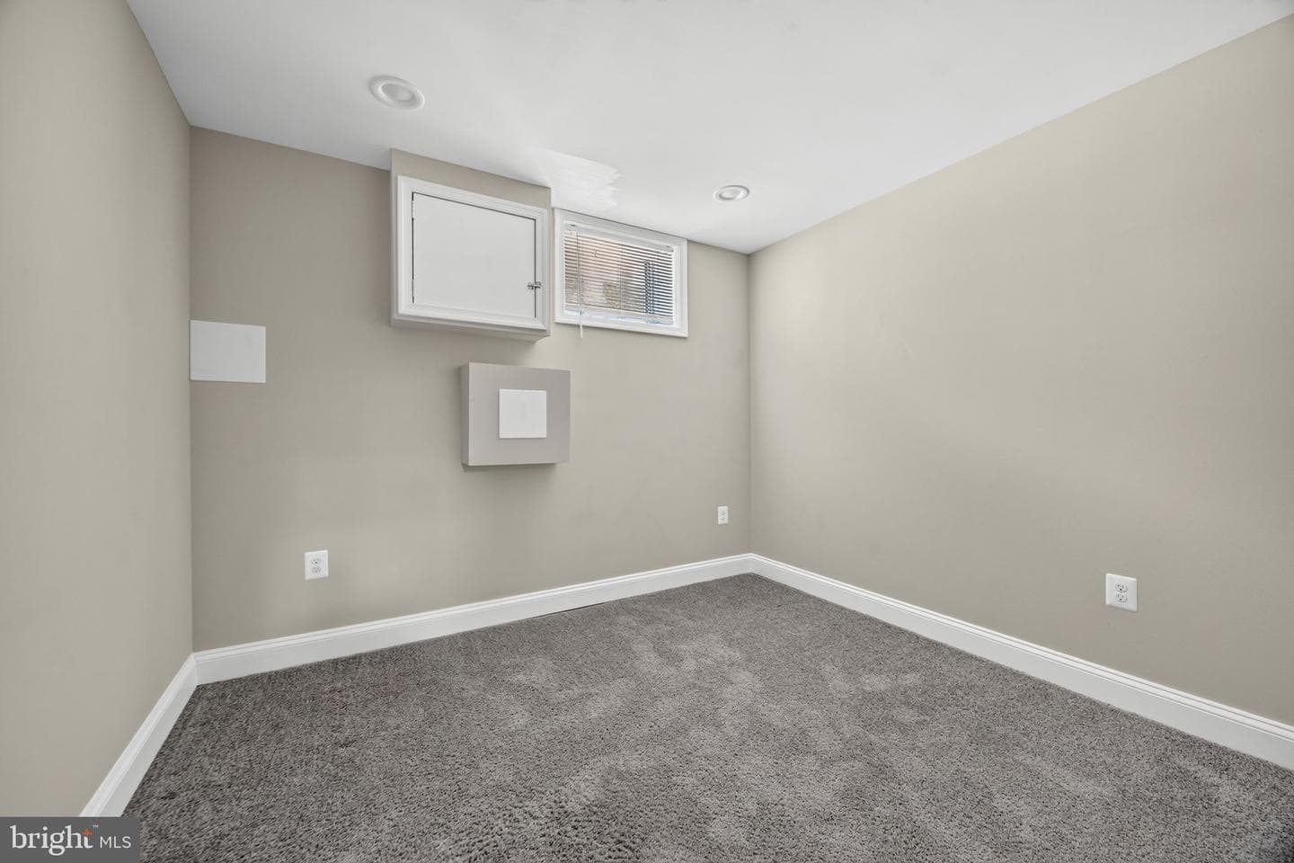 808 S Curley Street photo 27