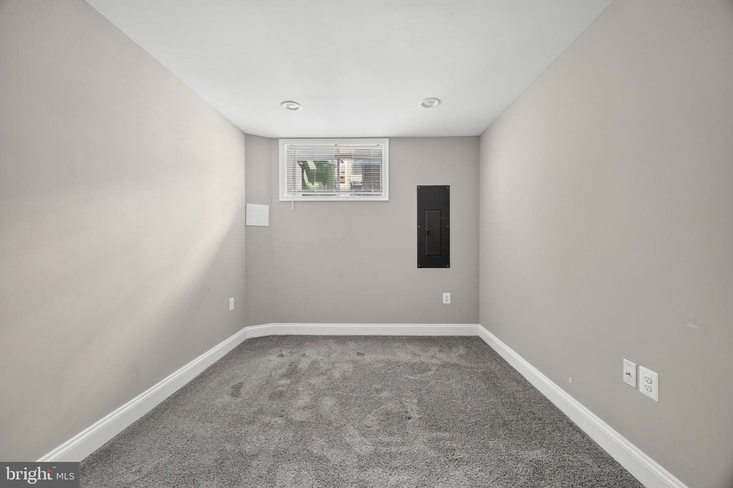808 S Curley Street photo 30