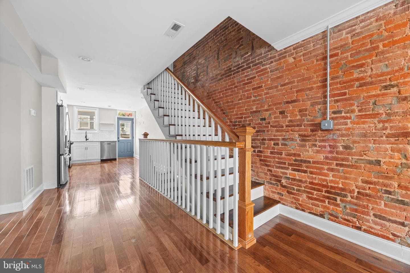 808 S Curley Street photo 5