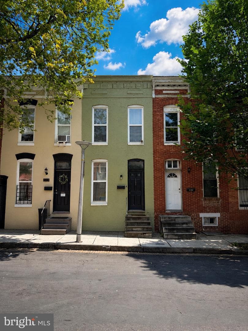 511 N Castle Street photo 1