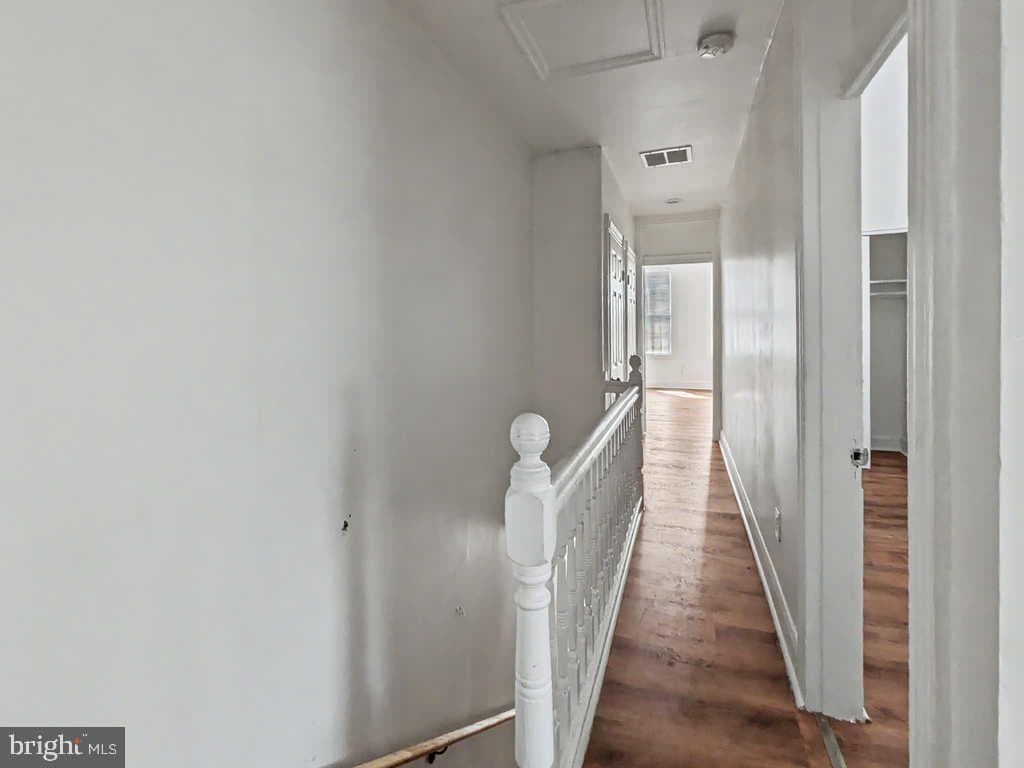 523 Brunswick Street photo 8