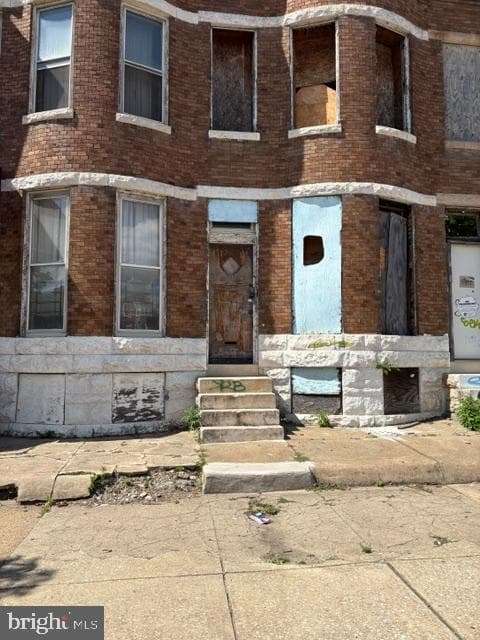 2006 W North Avenue photo 2