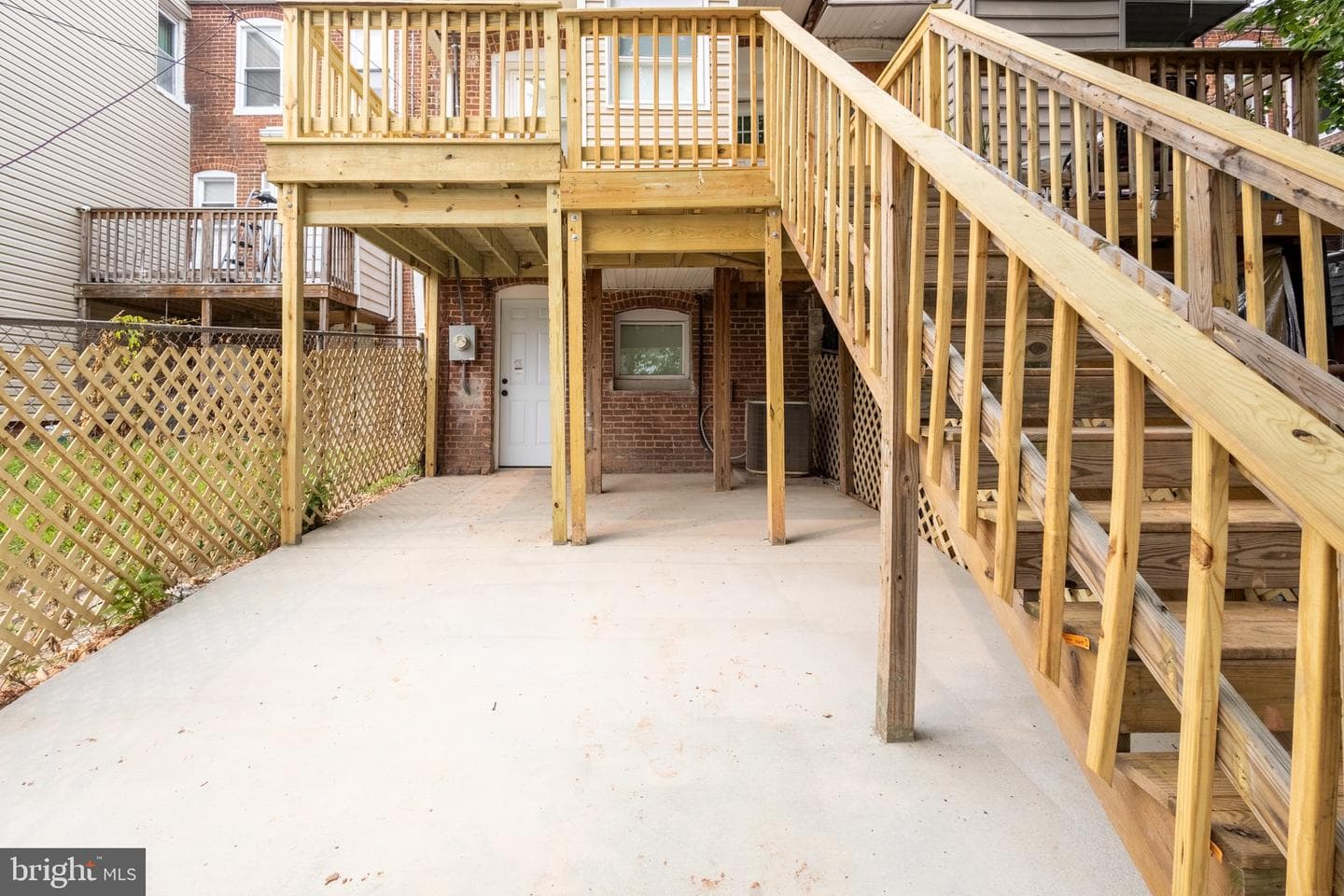 631 E 37th Street photo 37