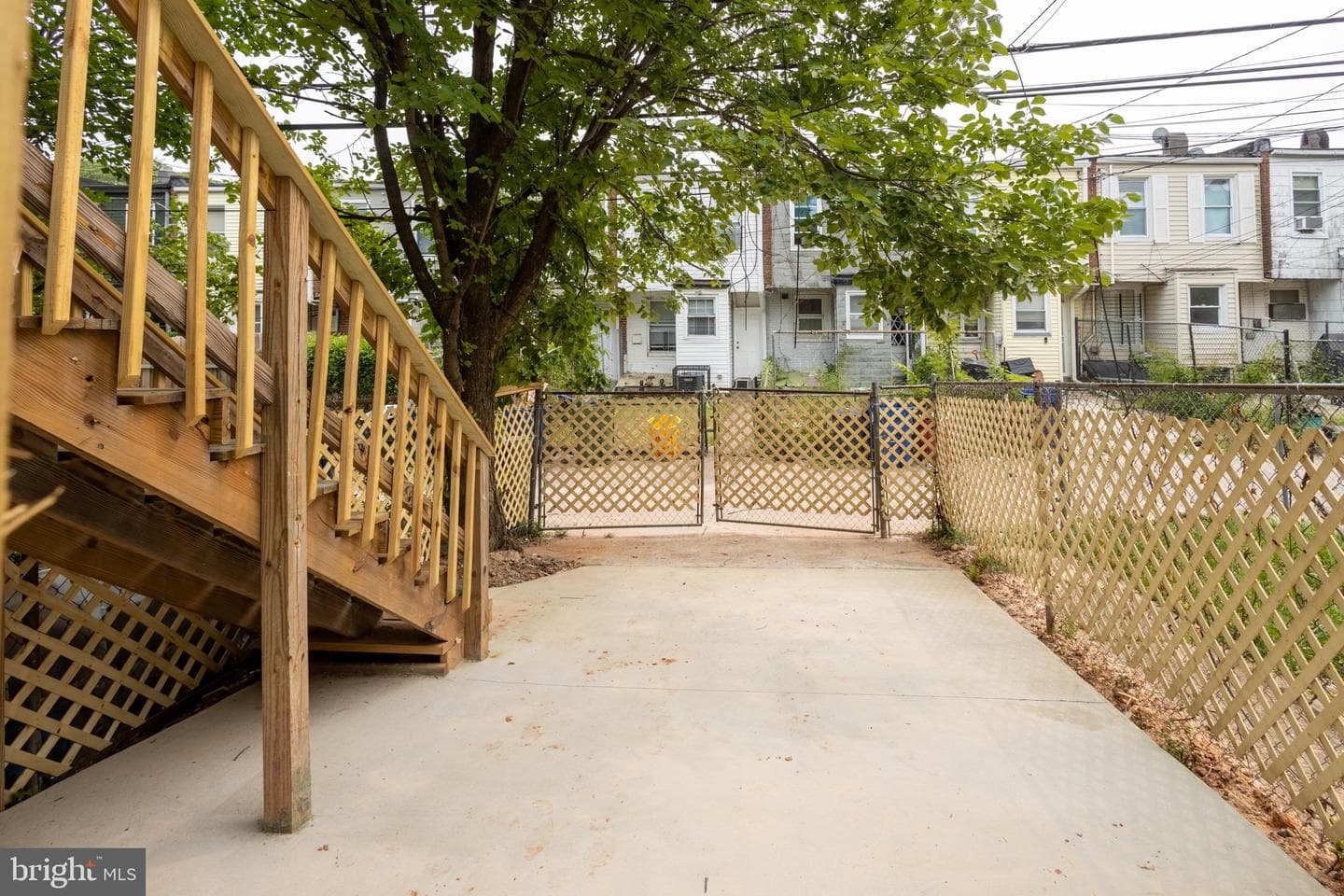 631 E 37th Street photo 38