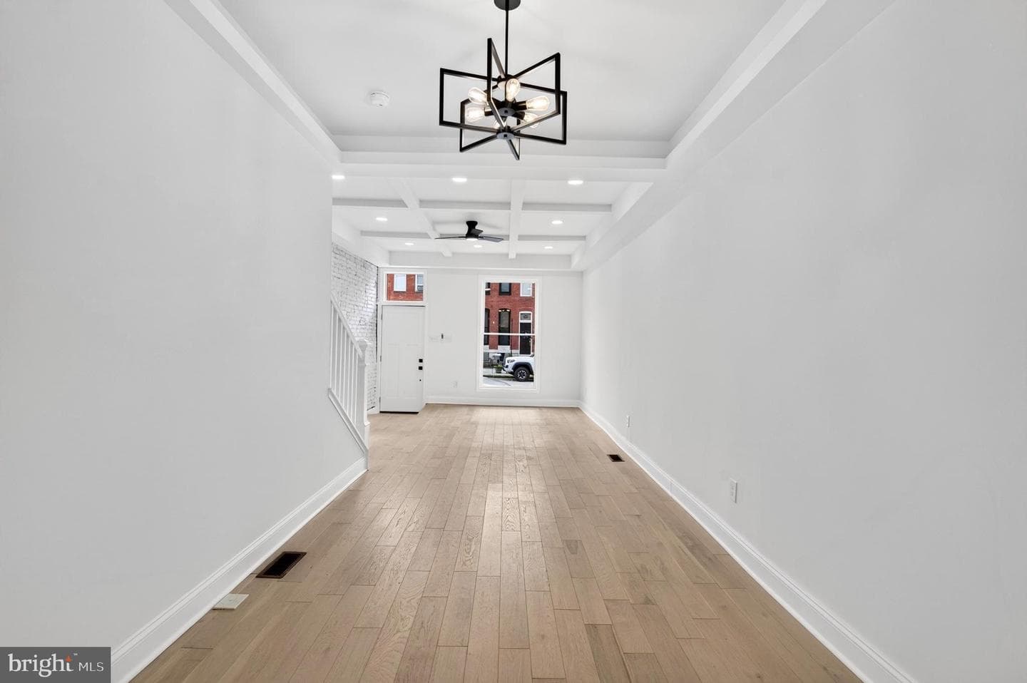 1513 Henry Street photo 10