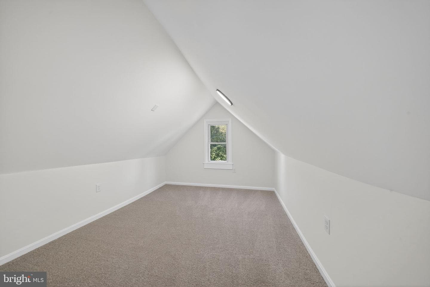 5923 Kavon Avenue photo 35