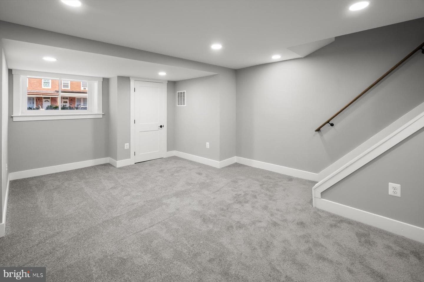 719 Oldham Street photo 24