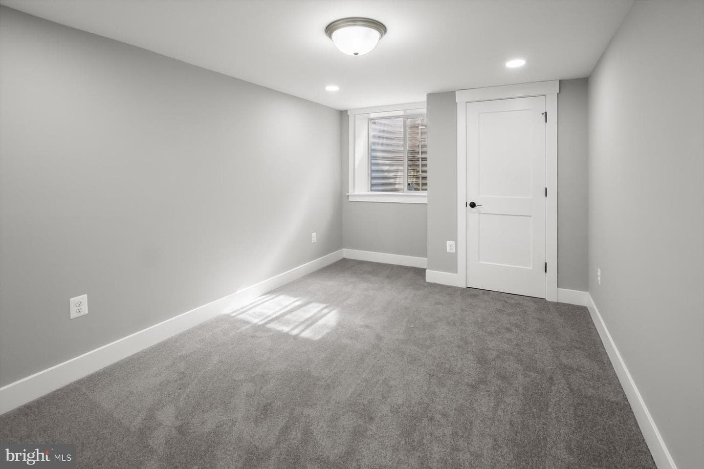 719 Oldham Street photo 25