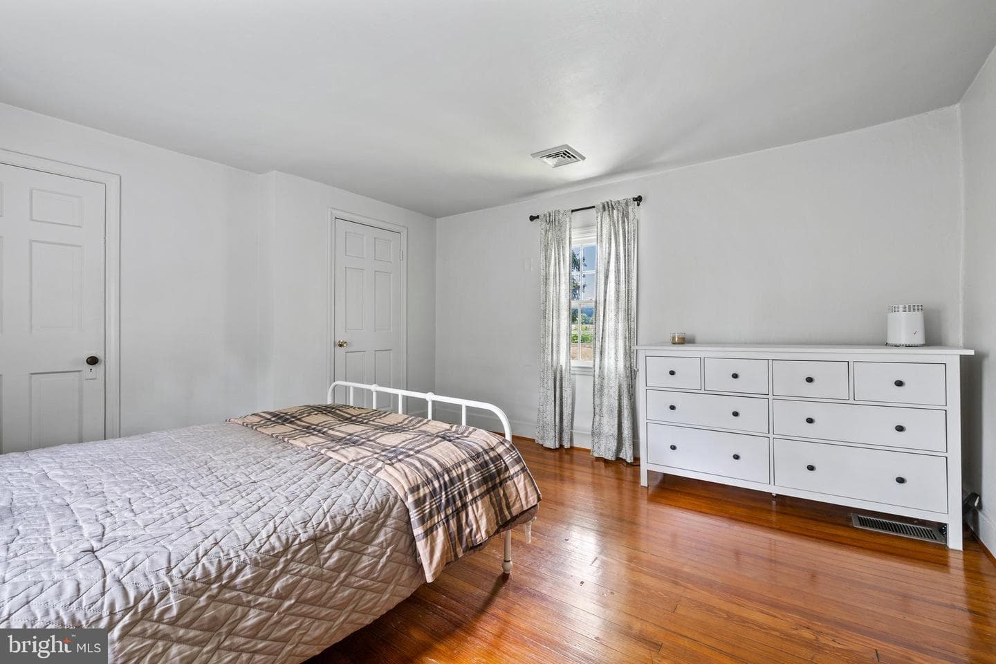 14111 Green Road photo 112
