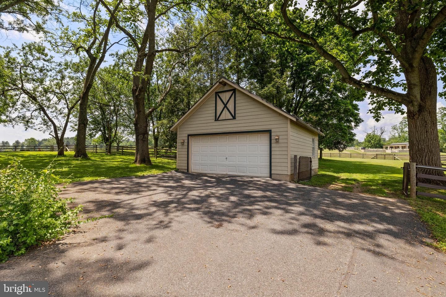 14111 Green Road photo 117