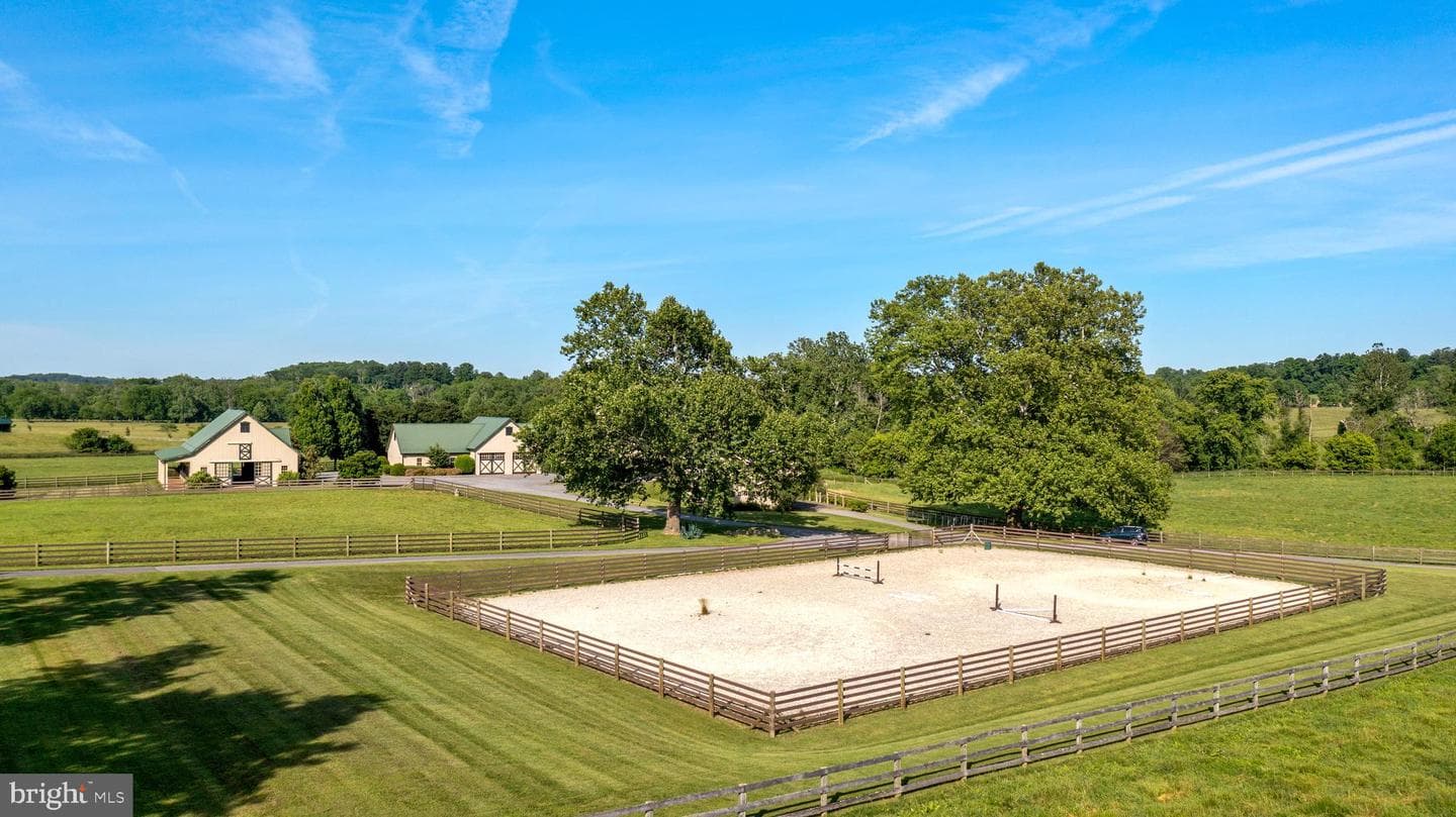 14111 Green Road photo 119