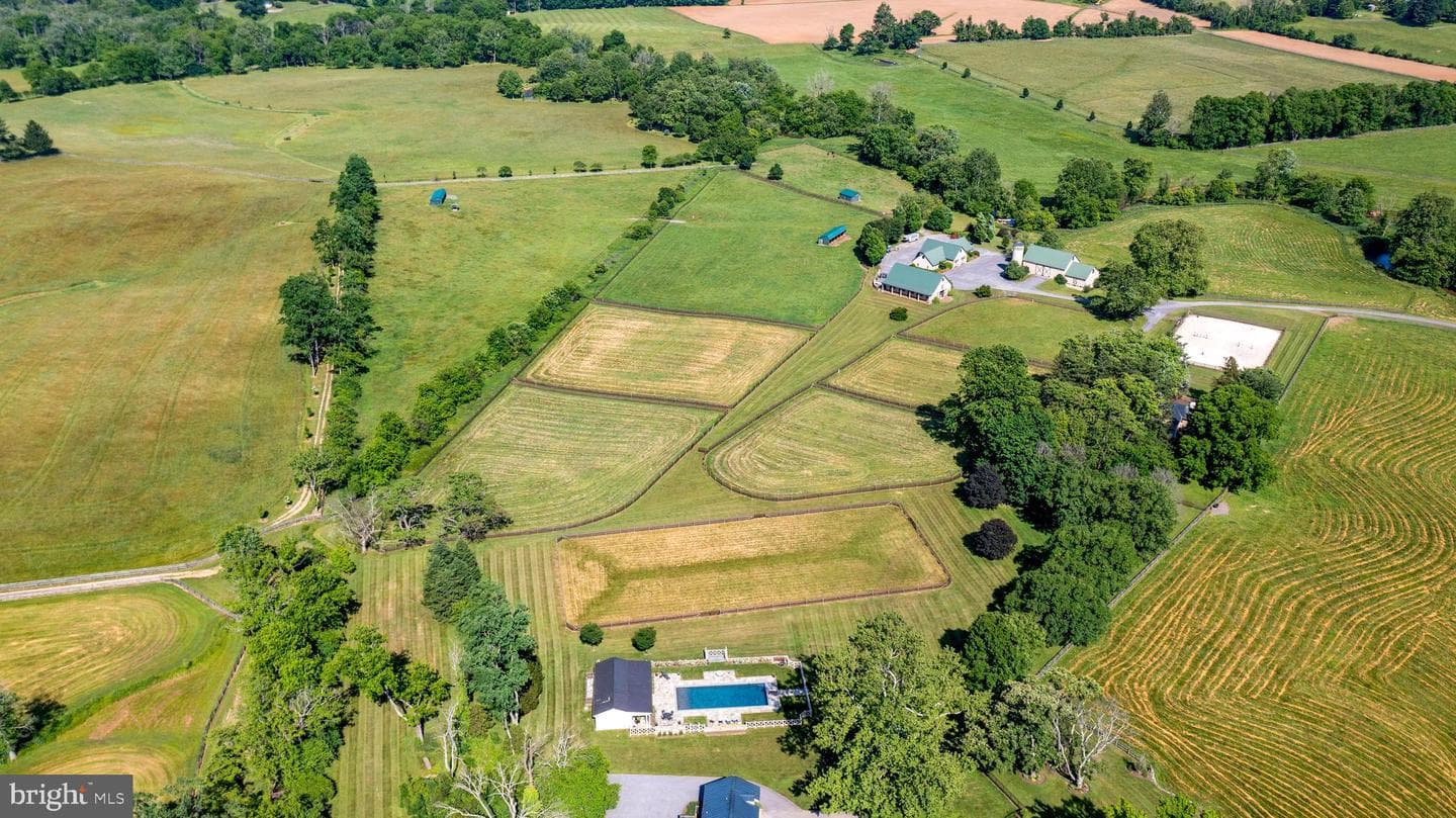 14111 Green Road photo 145