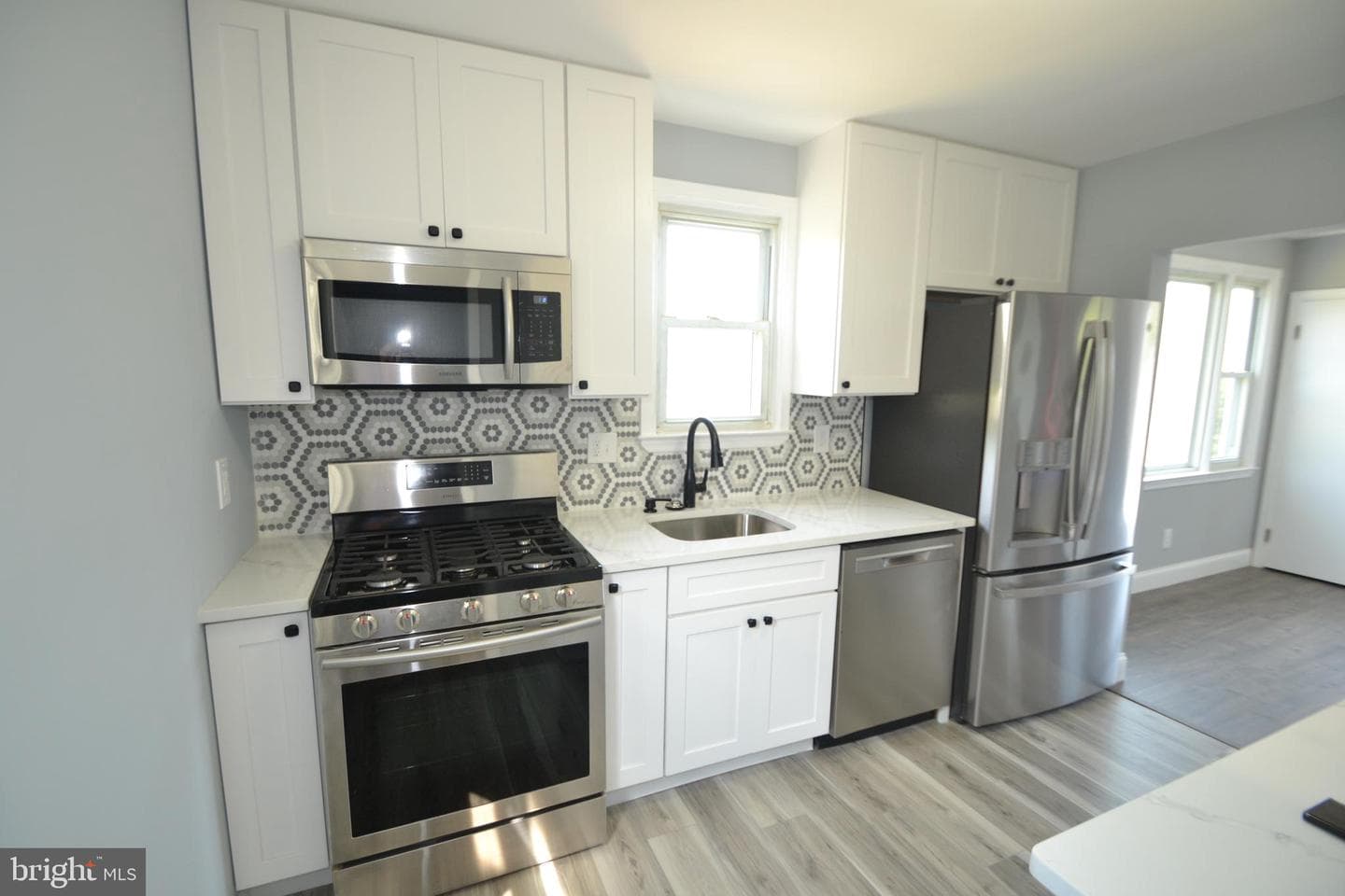6609 Windsor Mill Road photo 8
