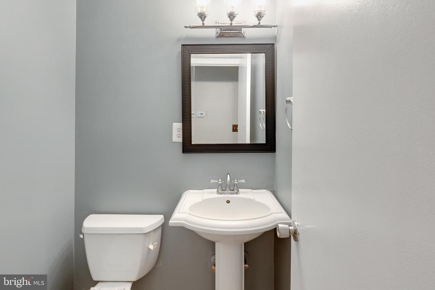 10 Malus Court photo 28