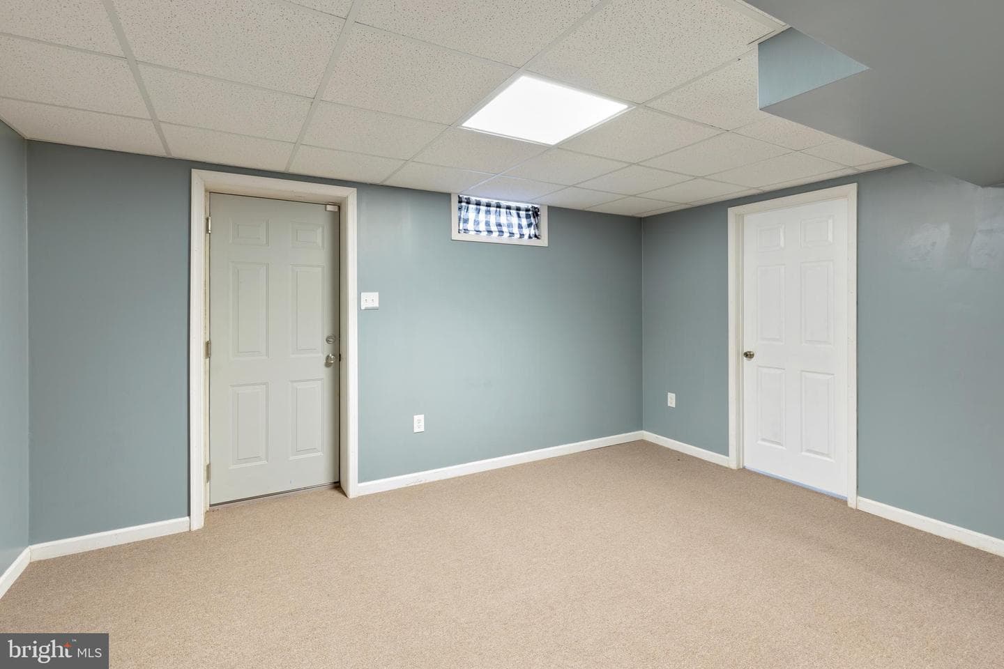 10 Malus Court photo 32