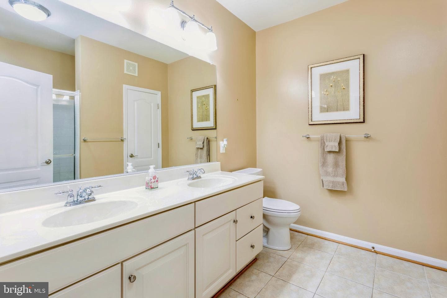 7201 Travertine Drive #208 photo 19