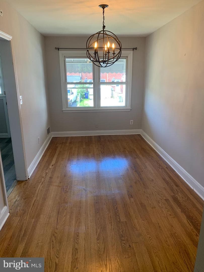 114 Kingston Road photo 2