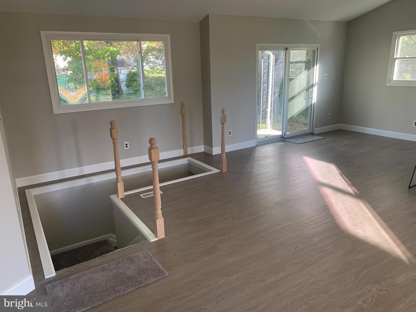 5312 Bangert Street photo 2
