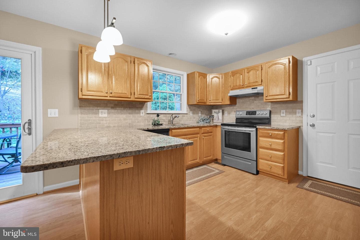 8911 Dogwood Road photo 5