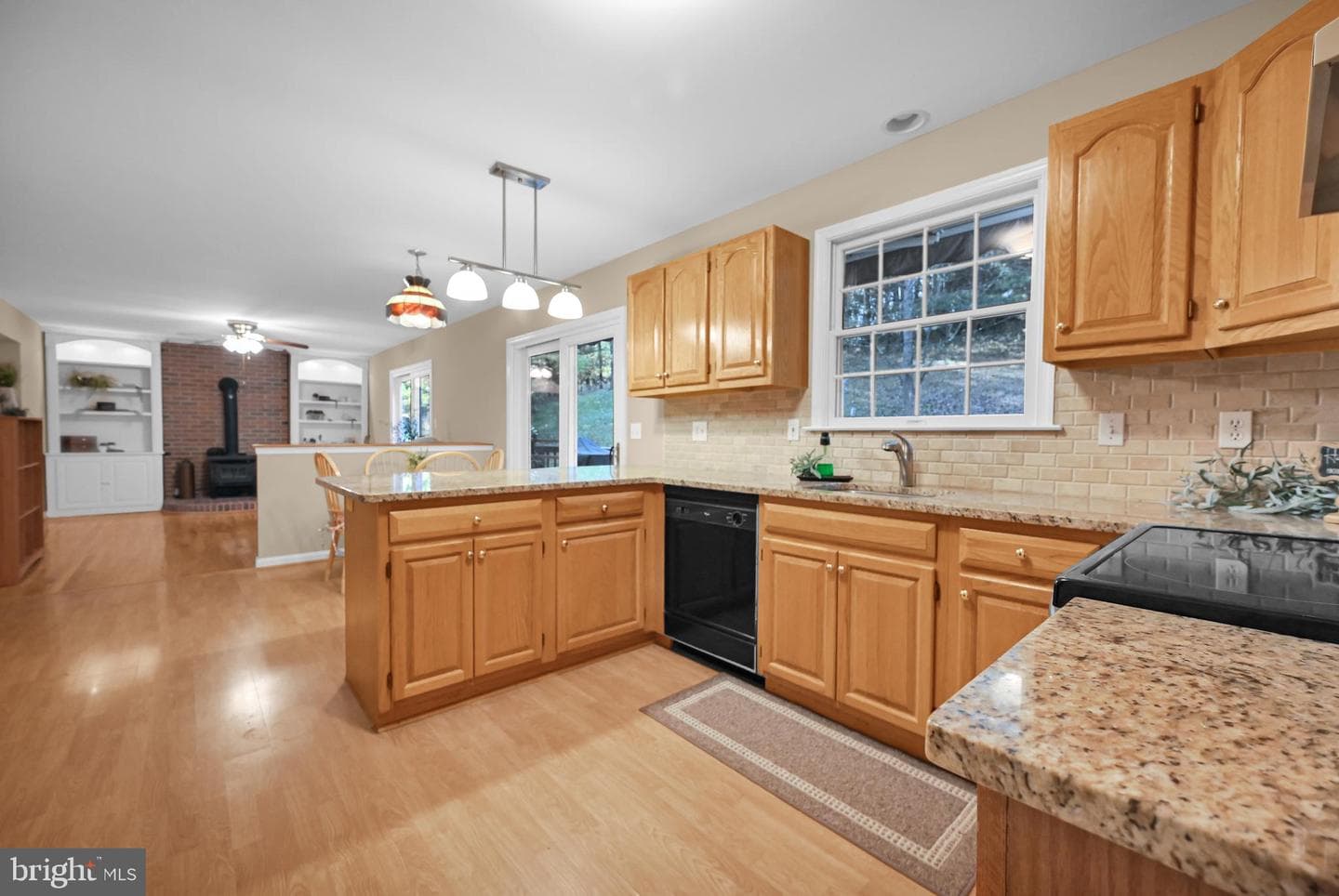 8911 Dogwood Road photo 6