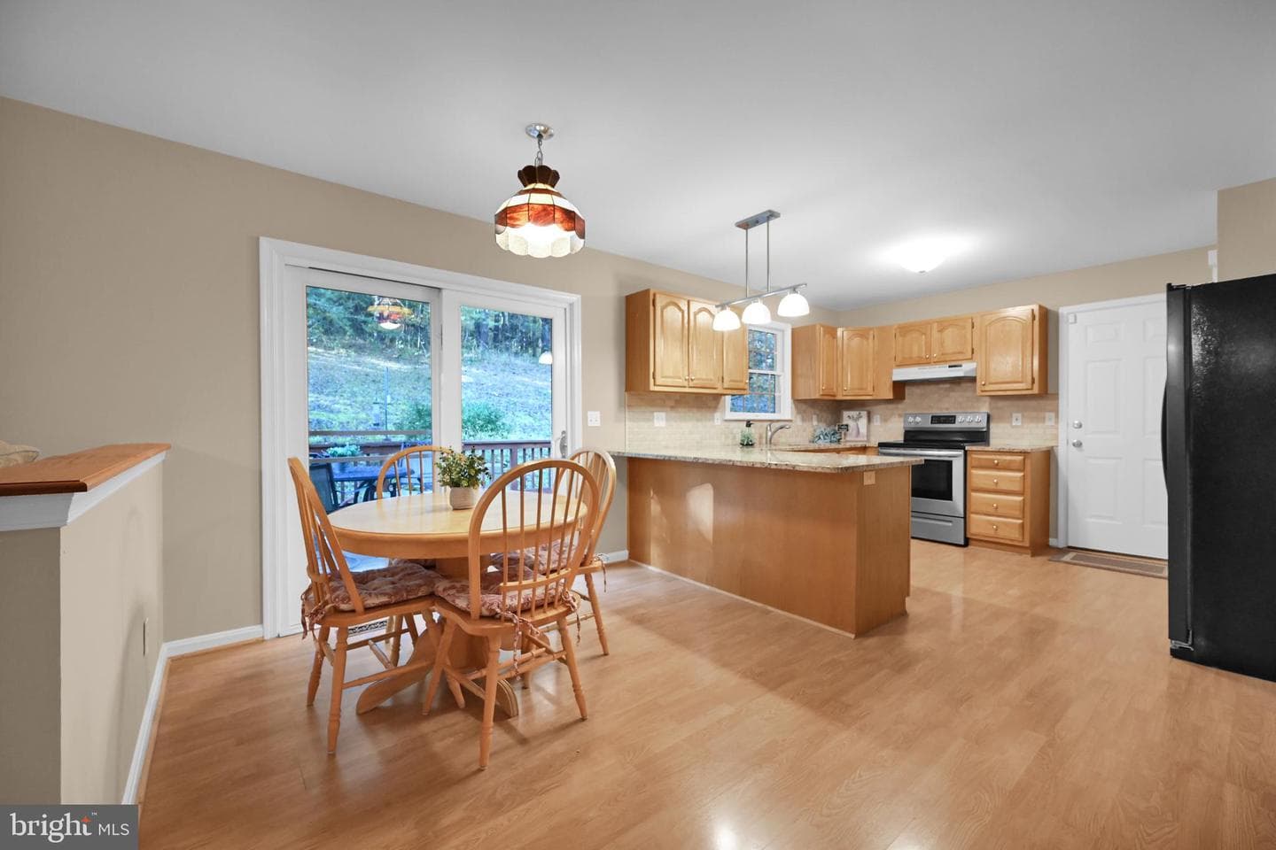 8911 Dogwood Road photo 9