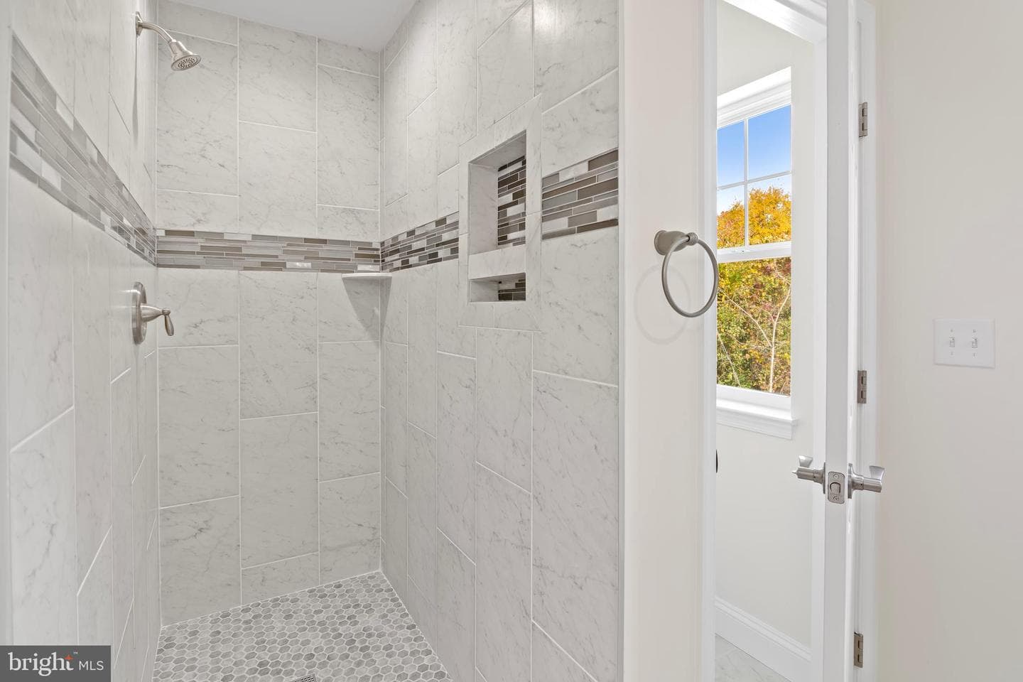 4202 Louisa Avenue photo 19