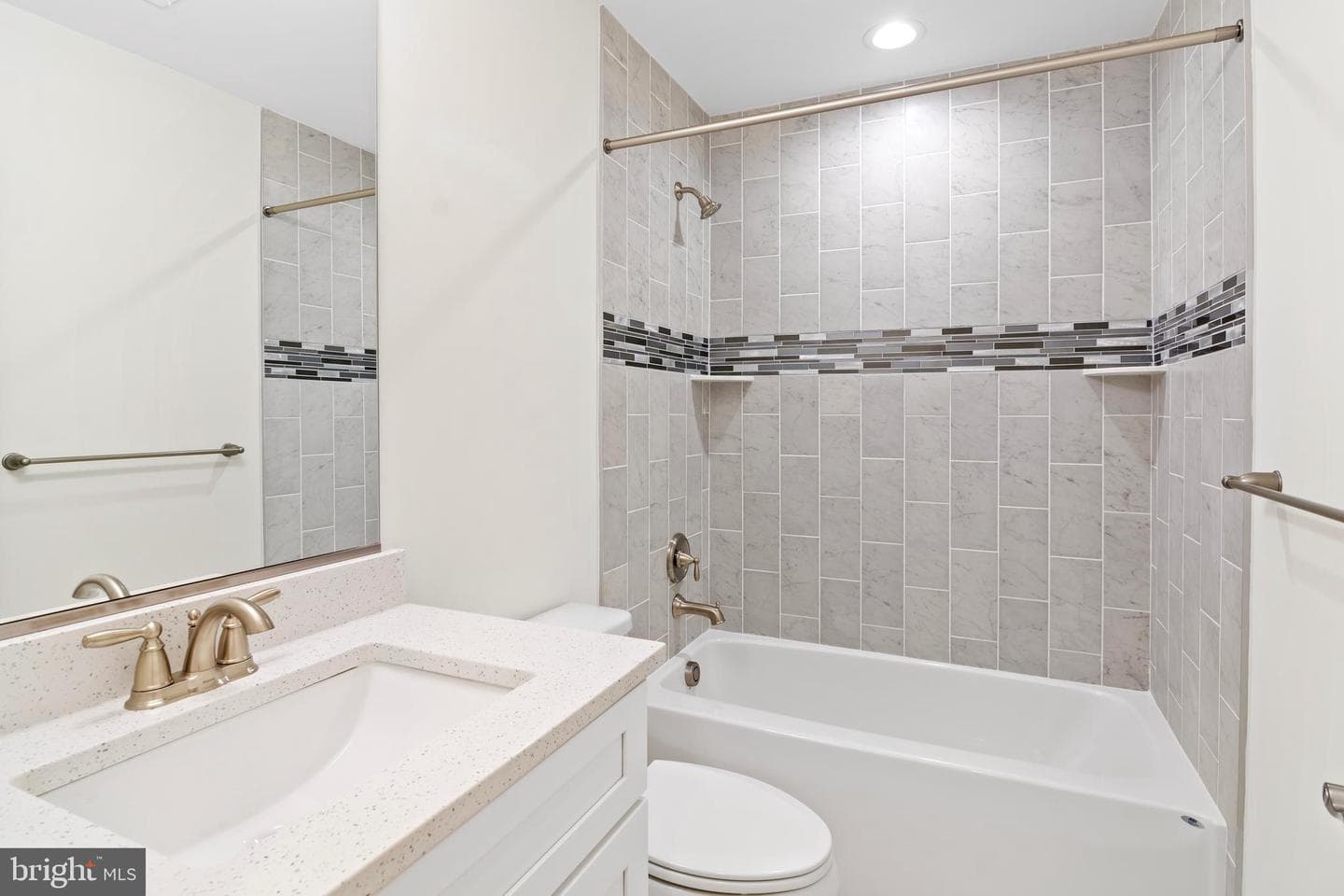 4202 Louisa Avenue photo 24