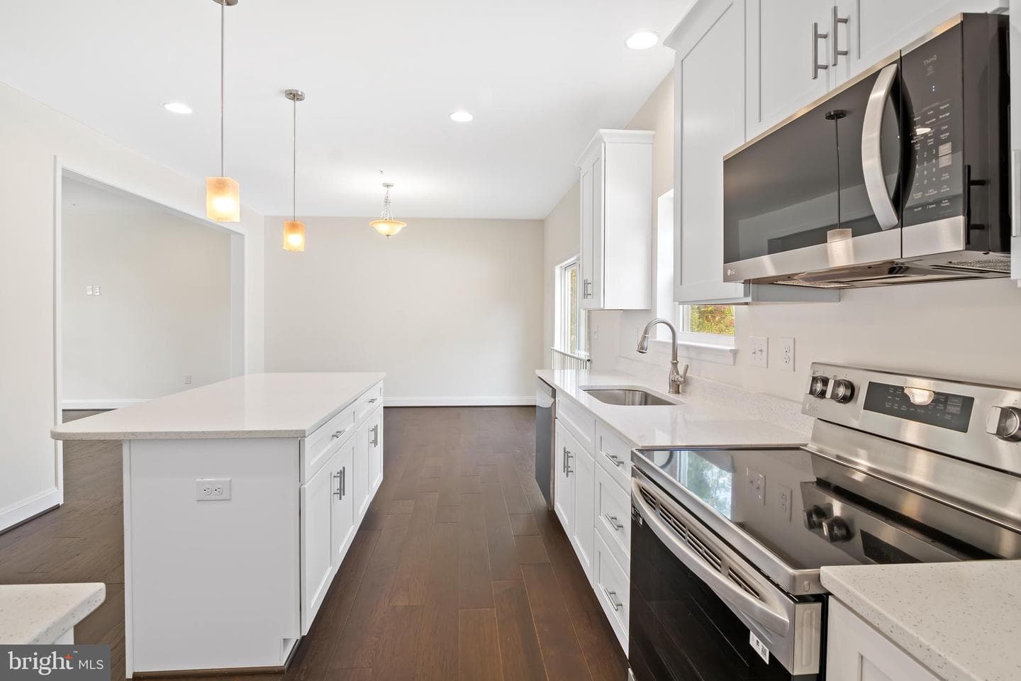 4202 Louisa Avenue photo 4