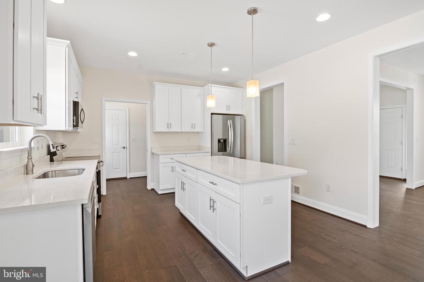 4202 Louisa Avenue photo 8