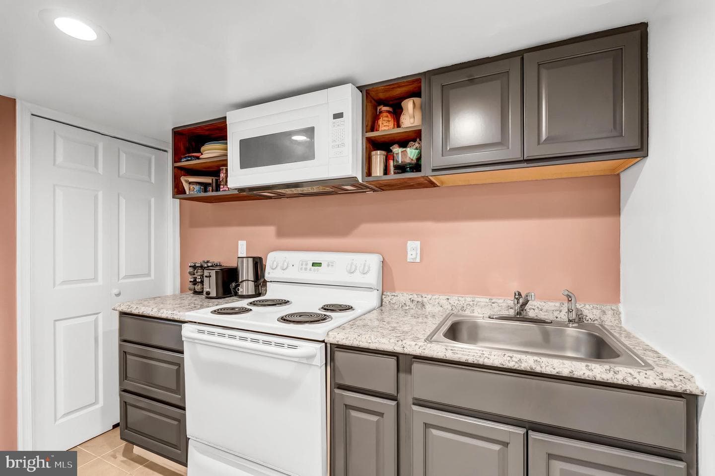 13814 Hanover Pike photo 58