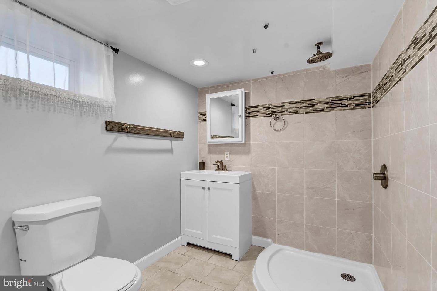 13814 Hanover Pike photo 64