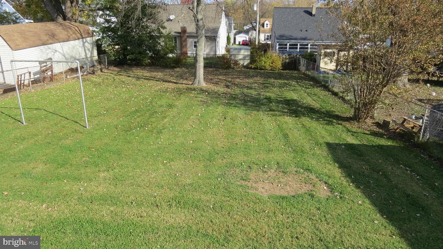 1224 Berk Avenue photo 19