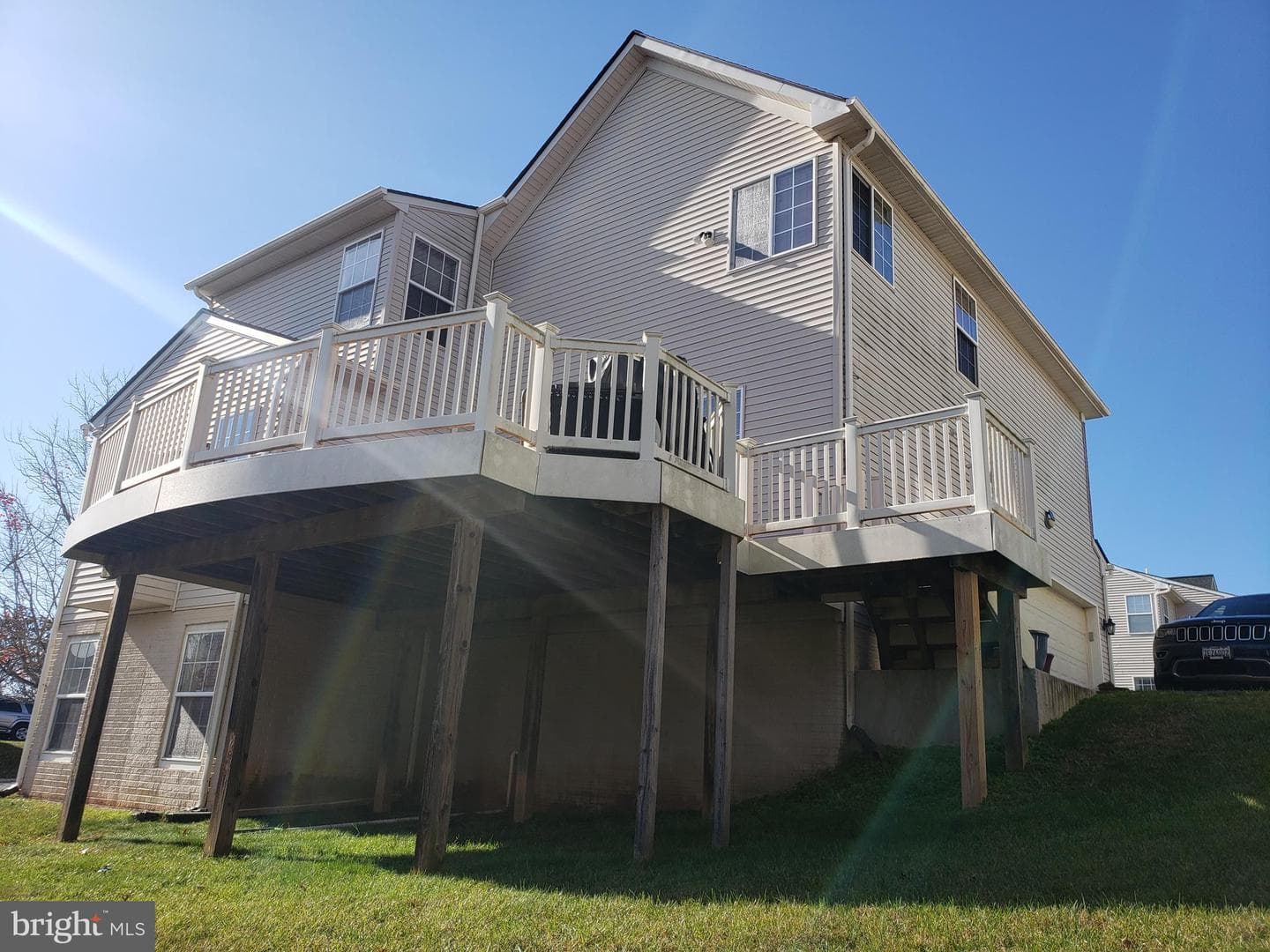 9407 Harcrest Way photo 3