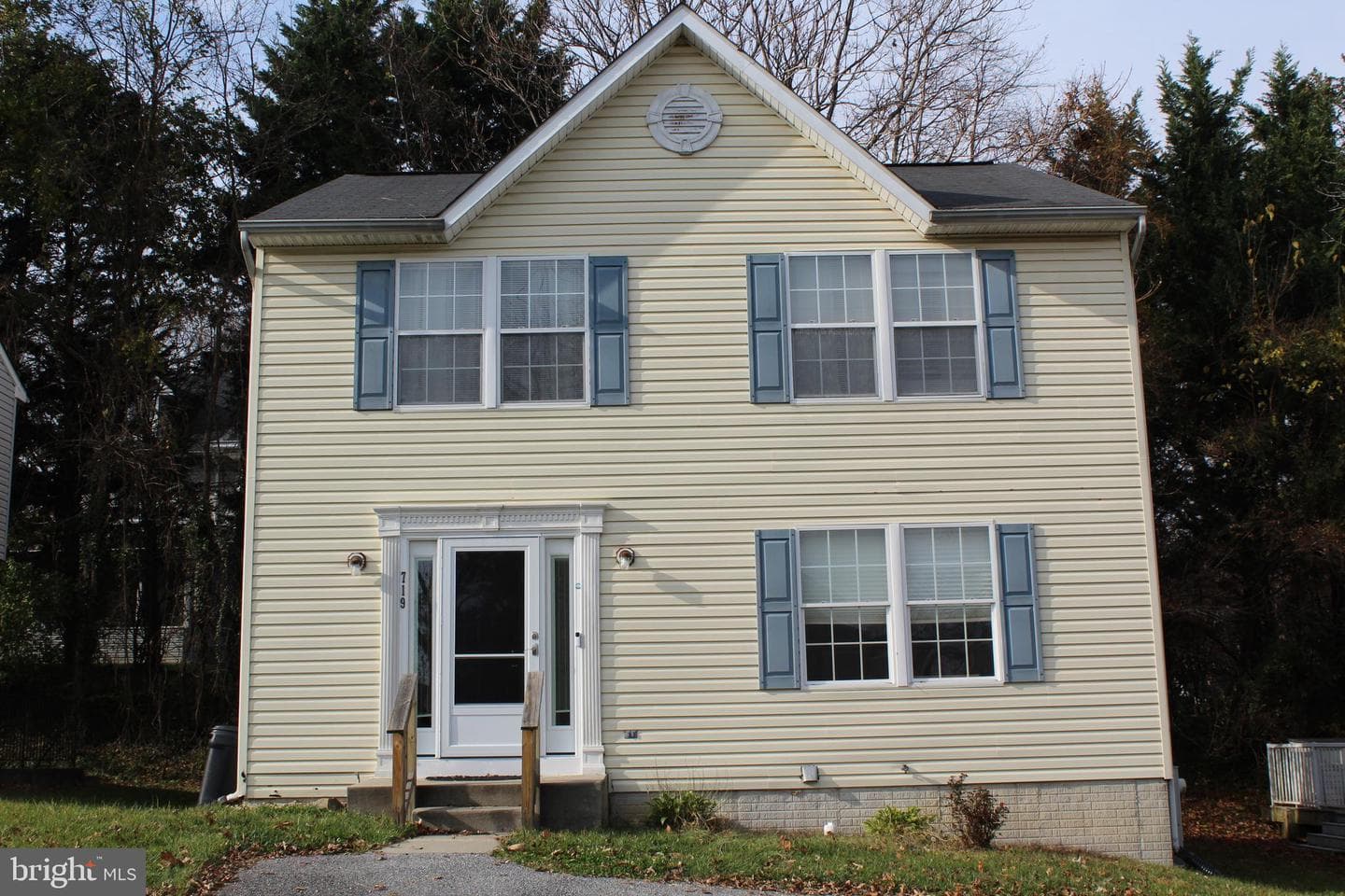 719 Lenstrom Friend Court photo 1
