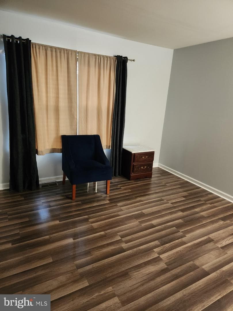 719 Lenstrom Friend Court photo 7