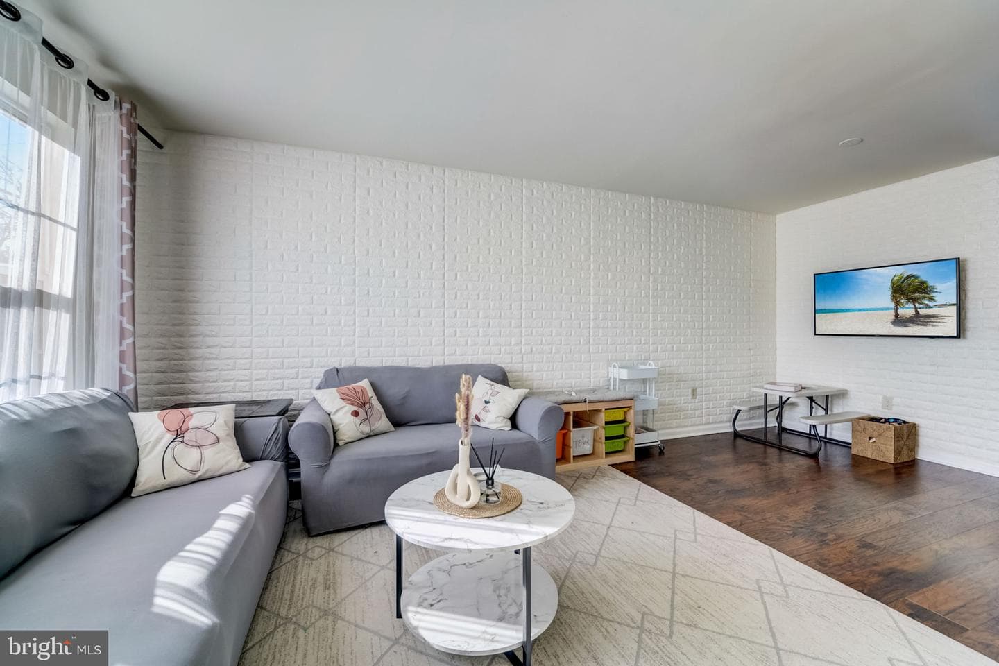 7754 Cornerstone Way photo 2