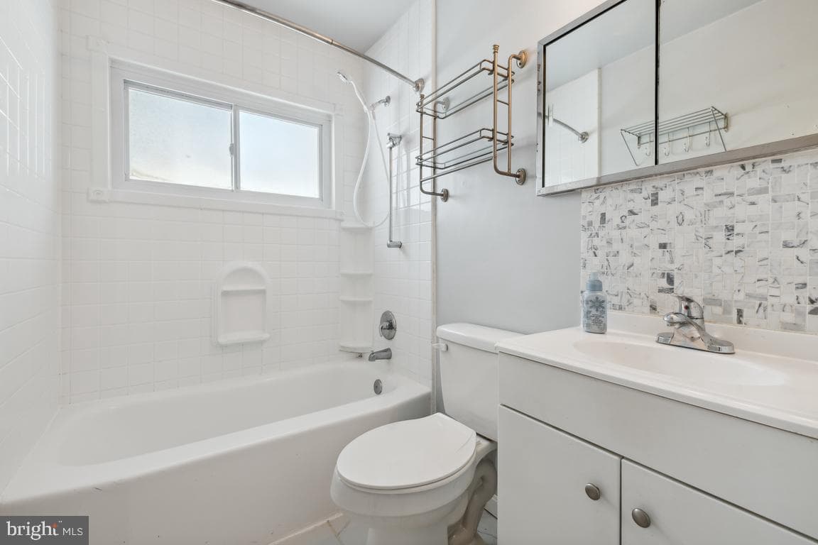 1009 Marksworth Road photo 15