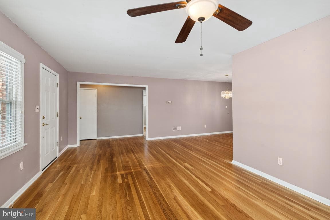 1009 Marksworth Road photo 6