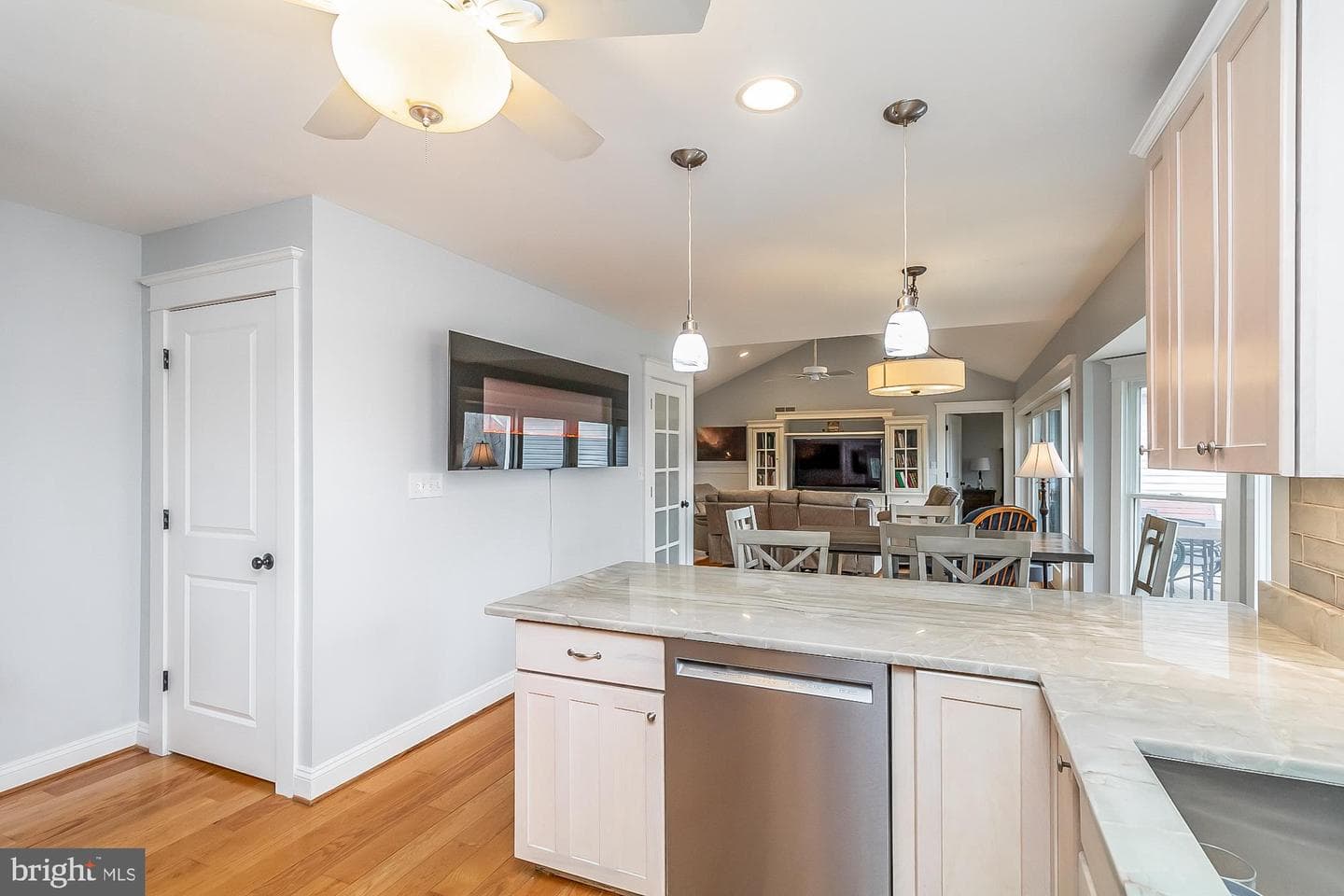 18624 York Road photo 10