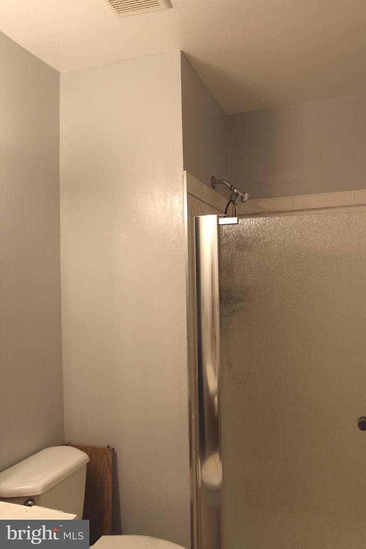 1229 Alexander Avenue photo 8