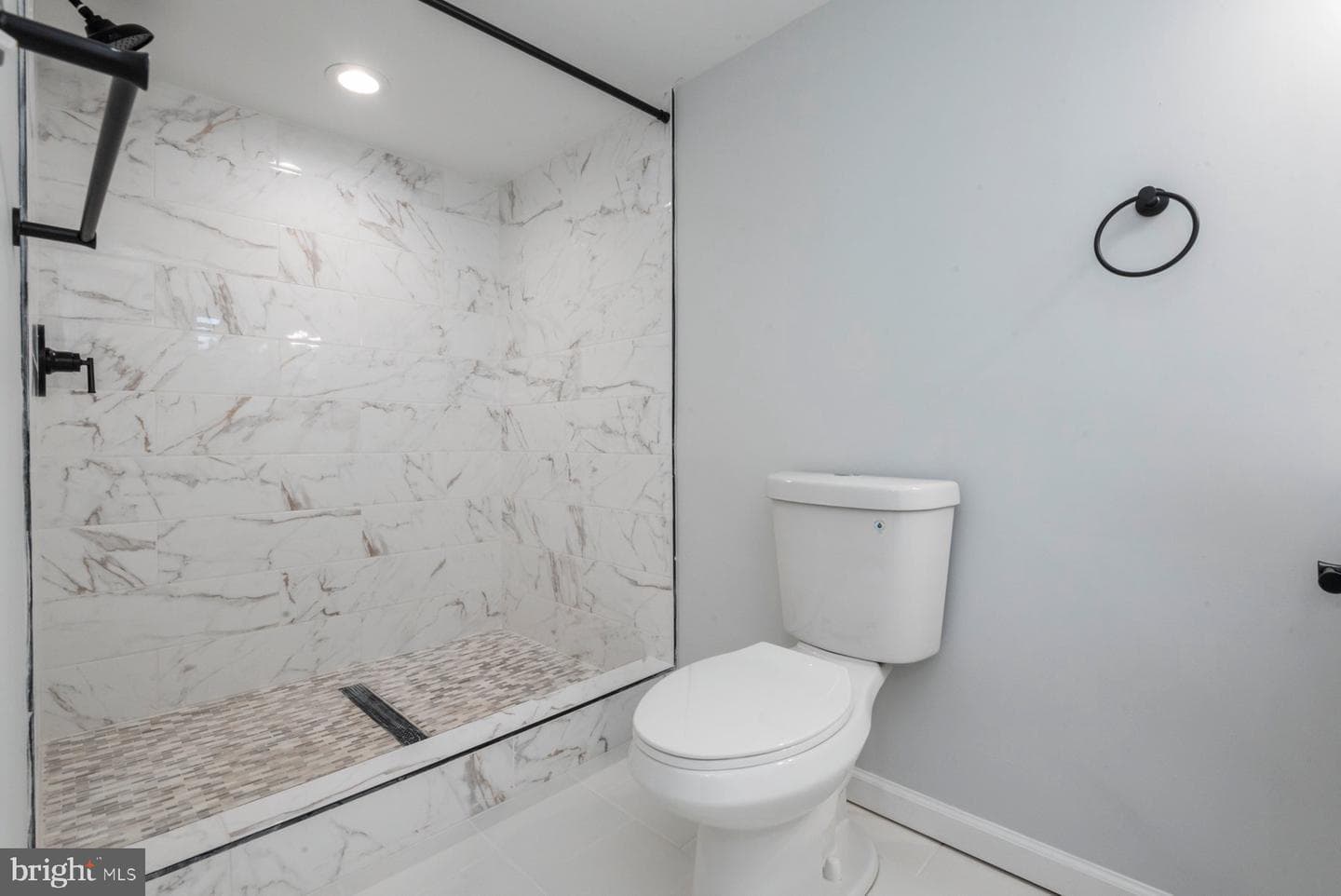 6825 Dunbar Road photo 18