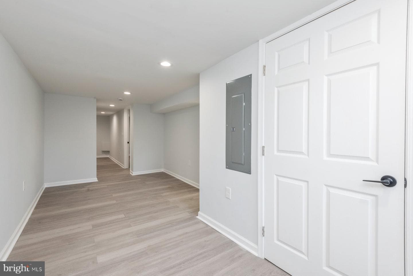 6825 Dunbar Road photo 21