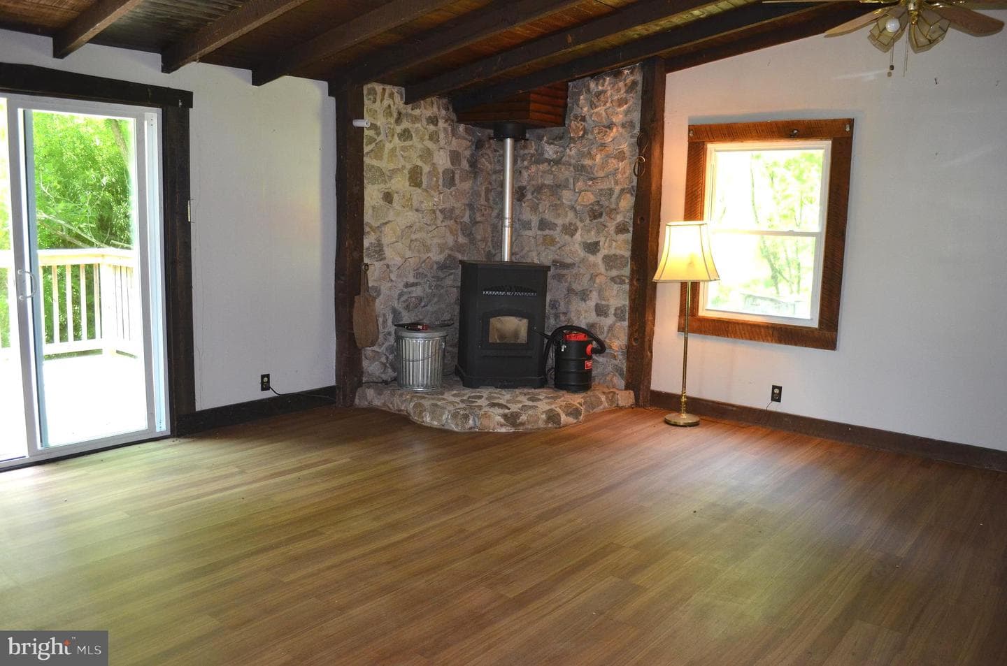 1507 Freeland Road photo 21