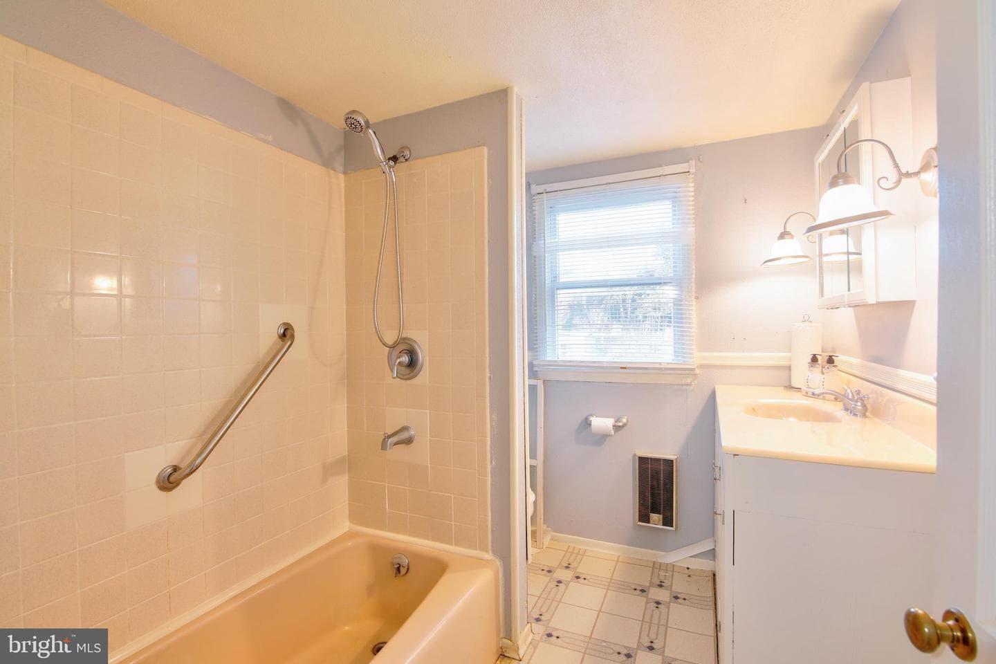 64 Northwood Drive photo 34