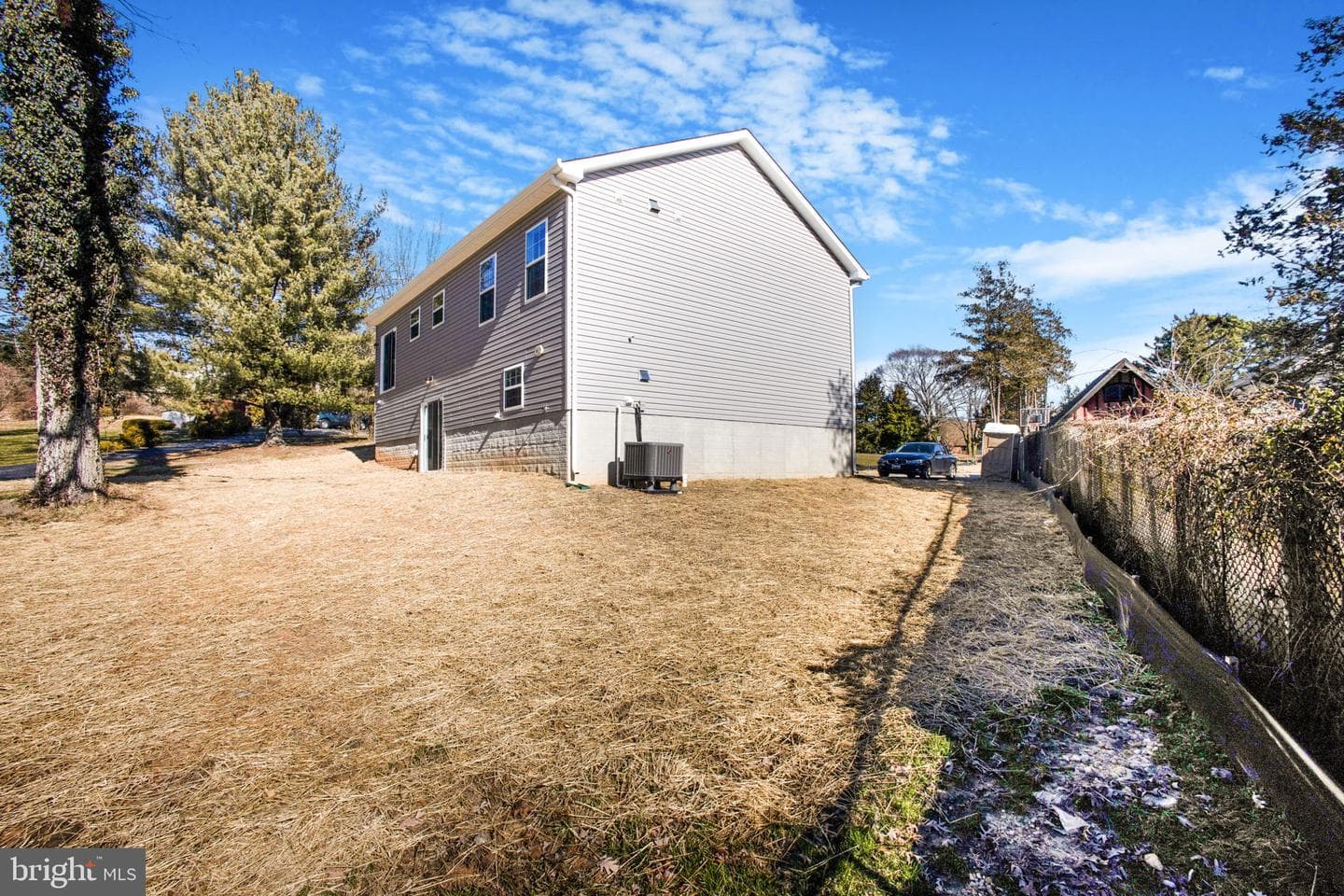 2939 Summit Avenue photo 38