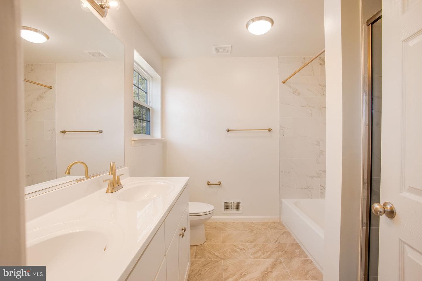 2939 Summit Avenue photo 43